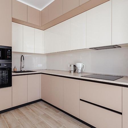 Premium Apartments Four Seasons Odessa Exterior foto