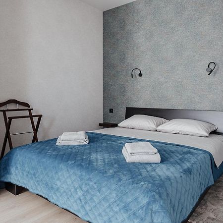 Premium Apartments Four Seasons Odessa Exterior foto