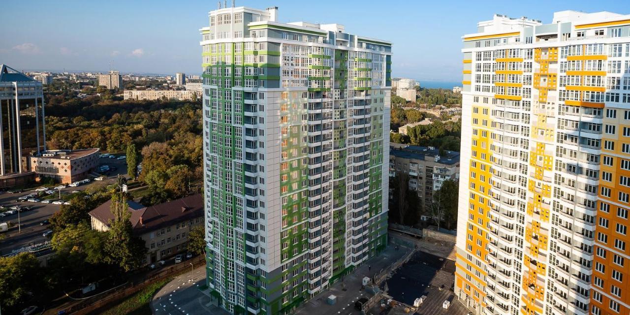 Premium Apartments Four Seasons Odessa Exterior foto